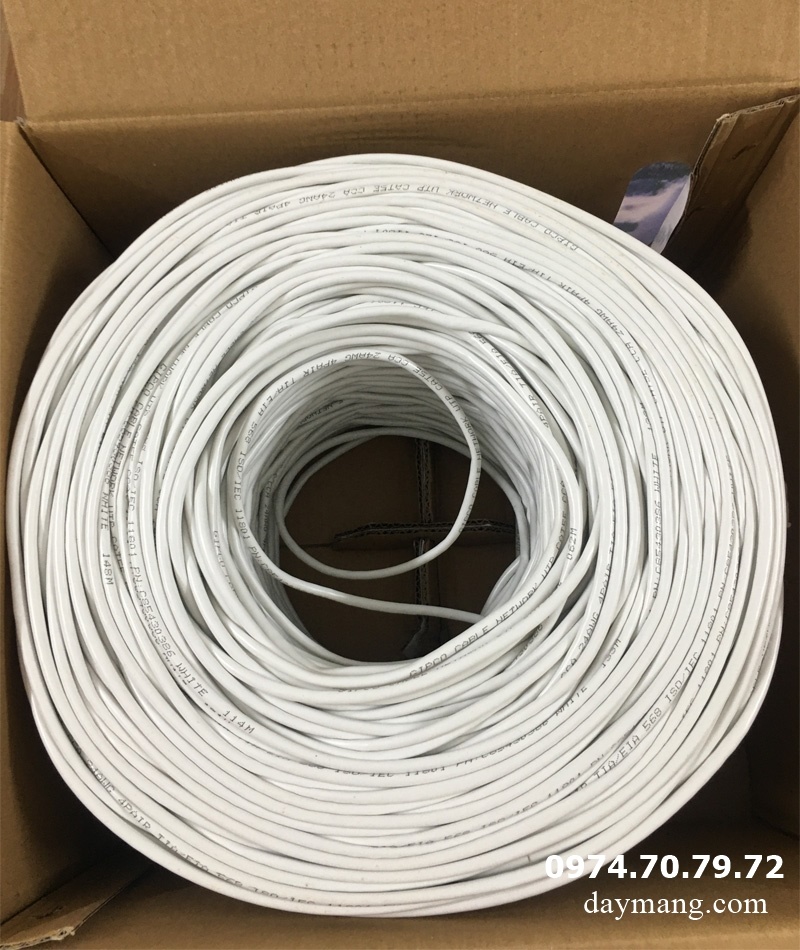 cáp mạng cat5e  utp màu trắng