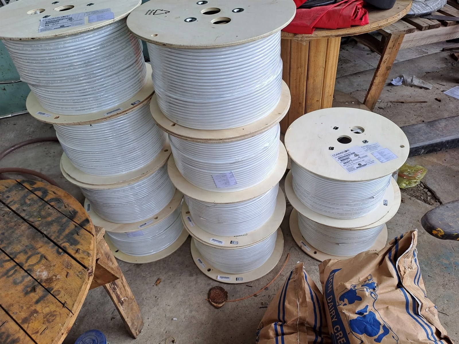 cáp mạng commscope cat6a tại minh nhật